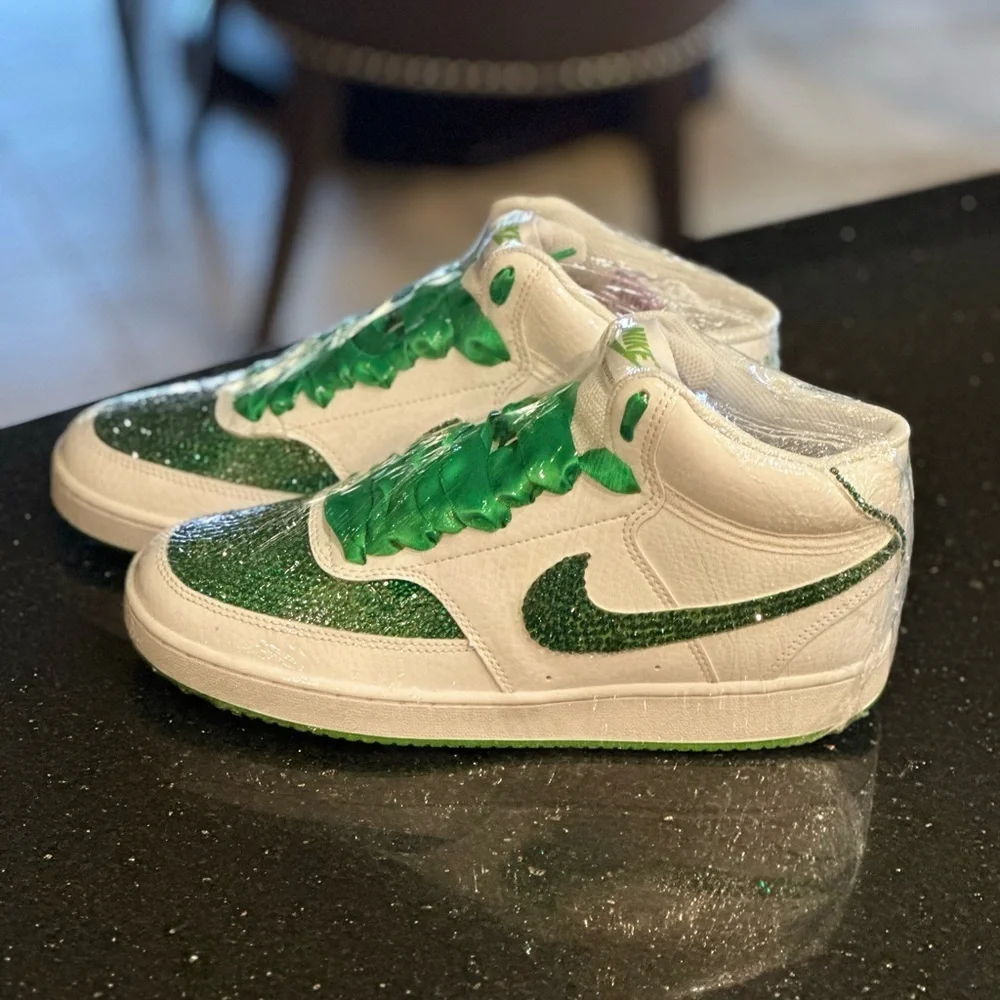 Nike Green Sneakers for Everyday Comfort